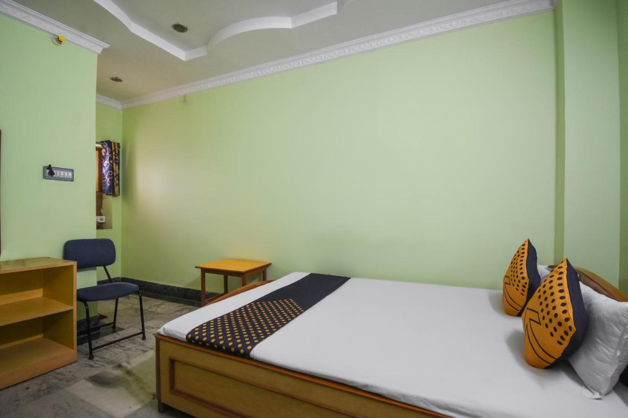 Hotel Rajmahal Bānkura Esterno foto